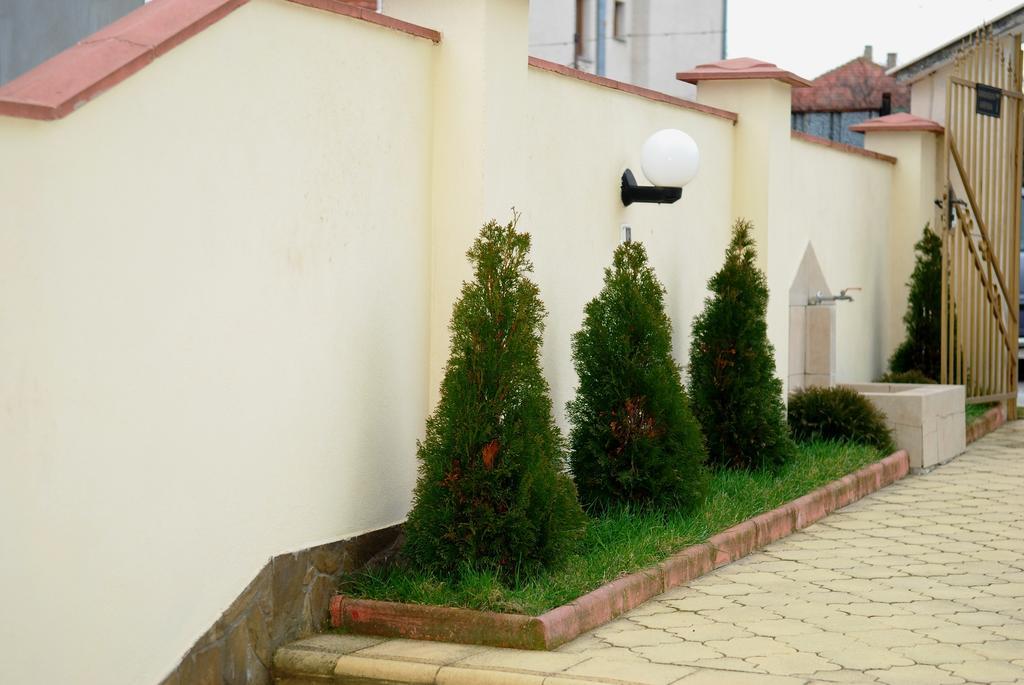 Guest House Markovi Равда Екстер'єр фото