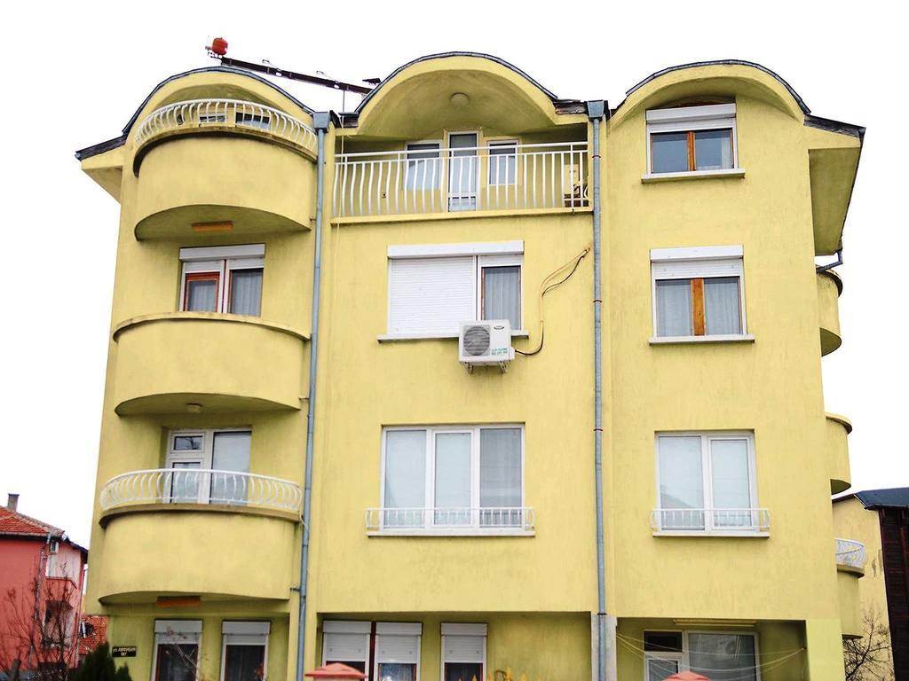 Guest House Markovi Равда Екстер'єр фото