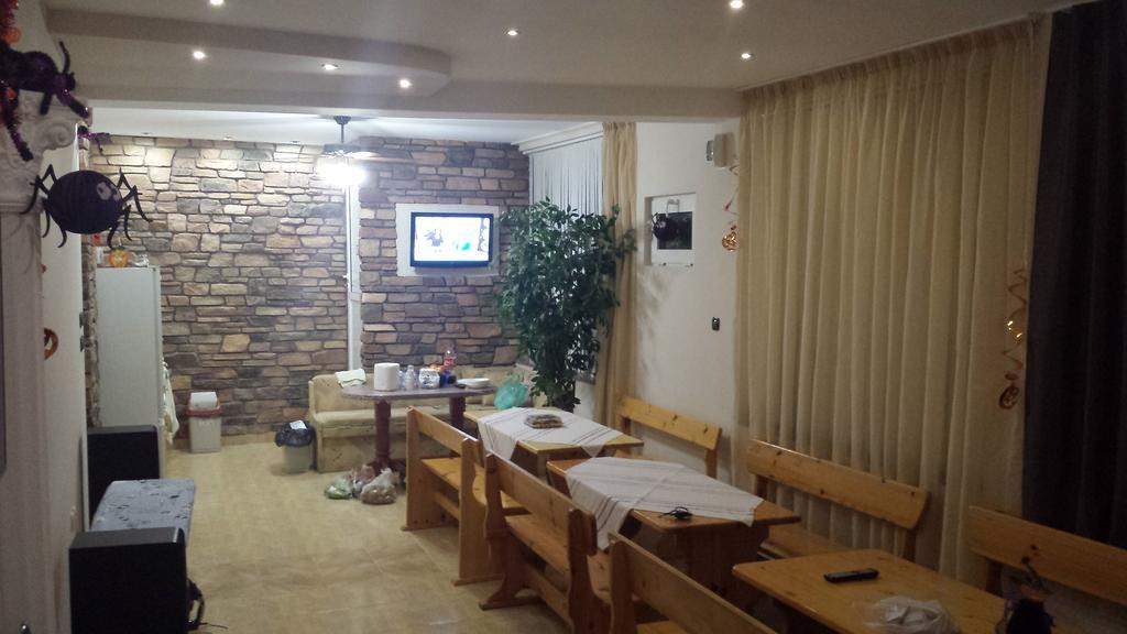 Guest House Markovi Равда Екстер'єр фото