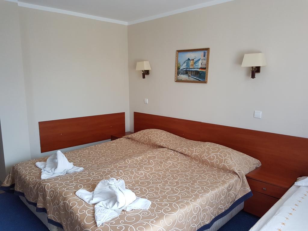 Guest House Markovi Равда Екстер'єр фото