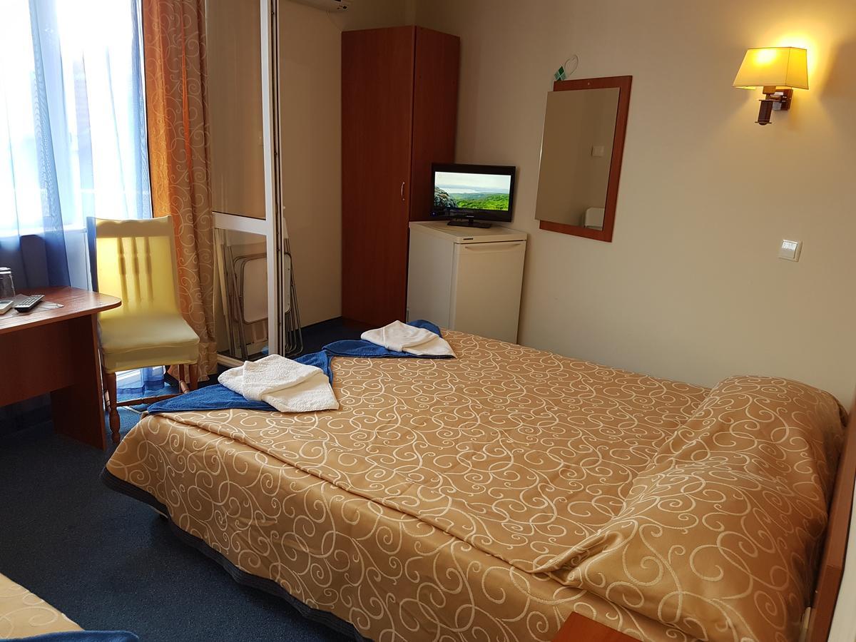 Guest House Markovi Равда Екстер'єр фото