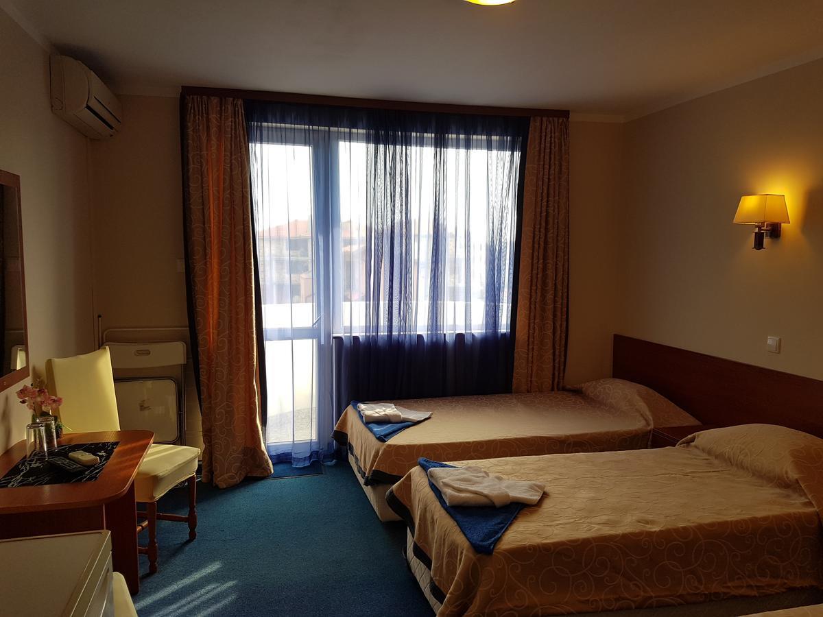 Guest House Markovi Равда Екстер'єр фото