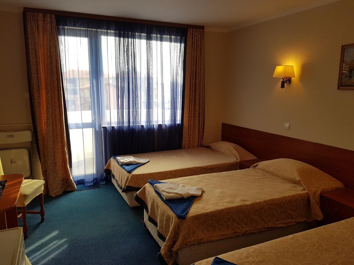 Guest House Markovi Равда Екстер'єр фото