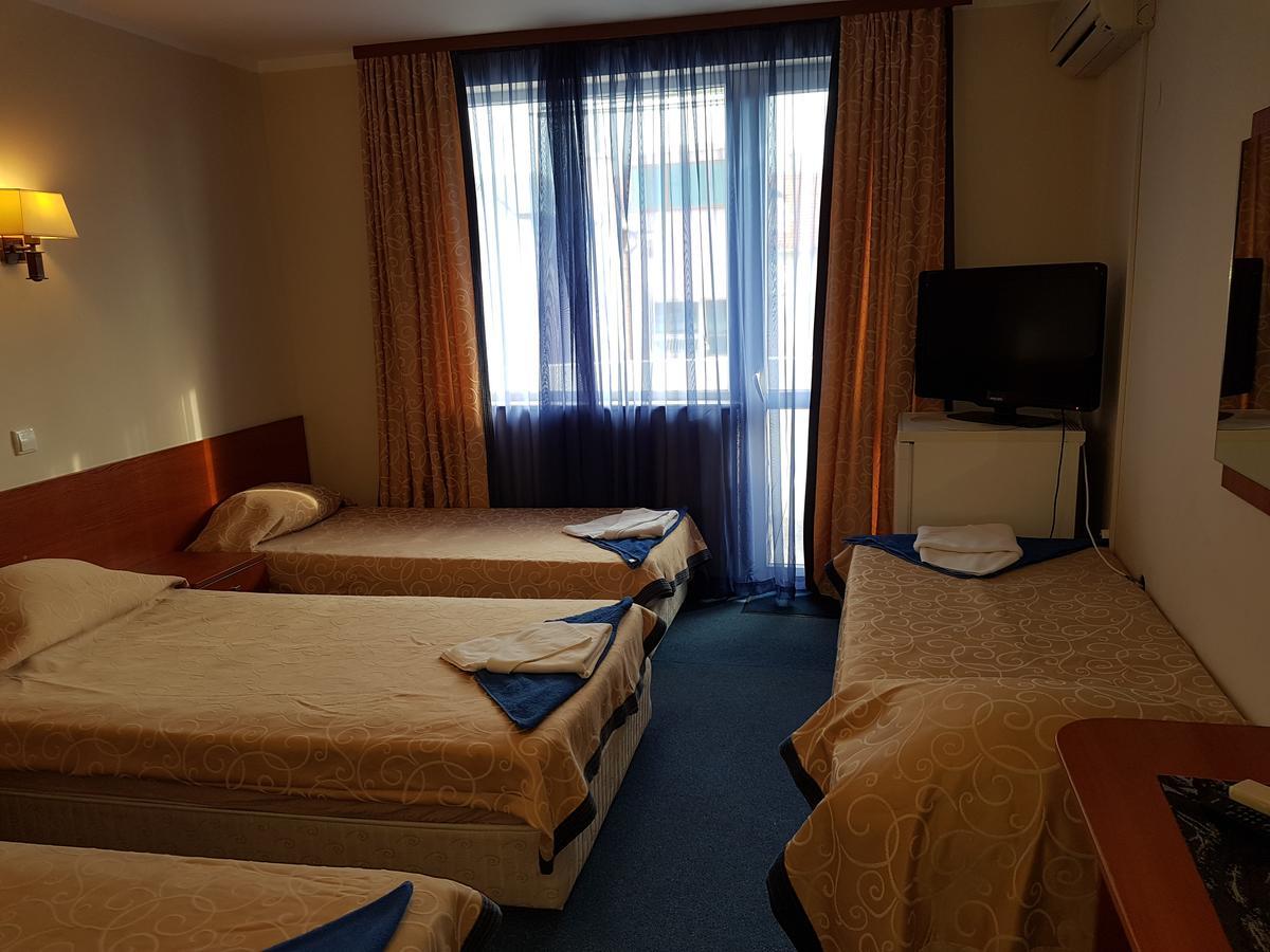 Guest House Markovi Равда Екстер'єр фото