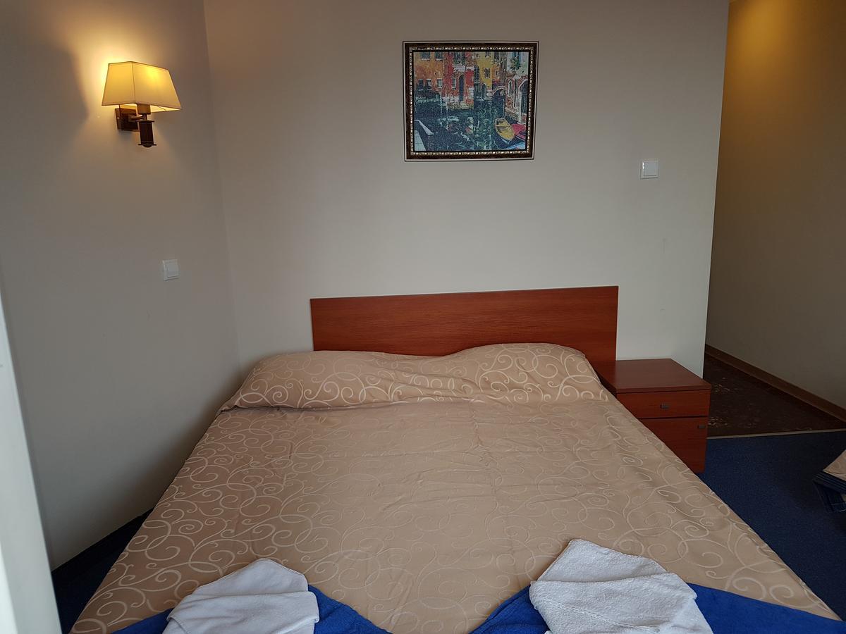 Guest House Markovi Равда Екстер'єр фото