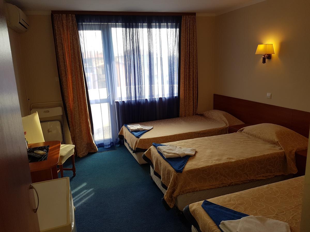 Guest House Markovi Равда Екстер'єр фото