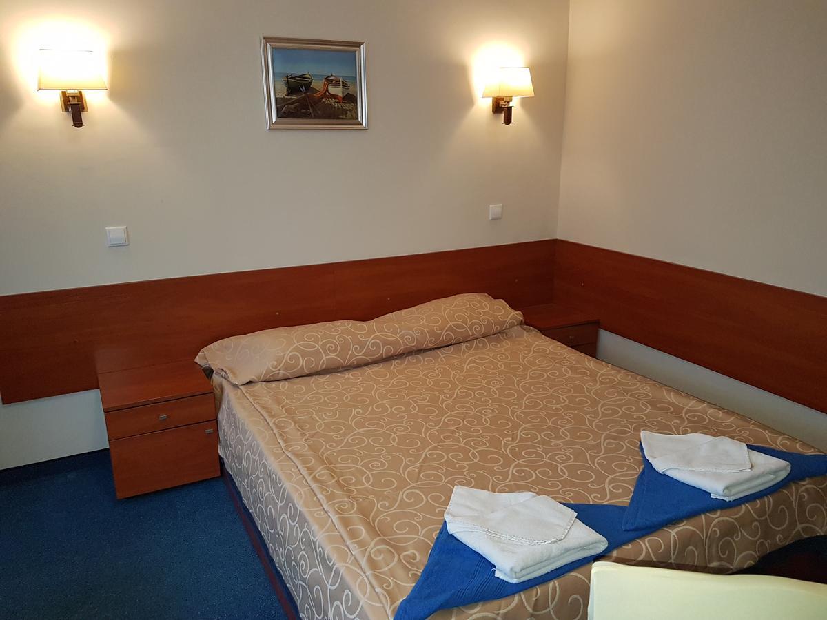 Guest House Markovi Равда Екстер'єр фото