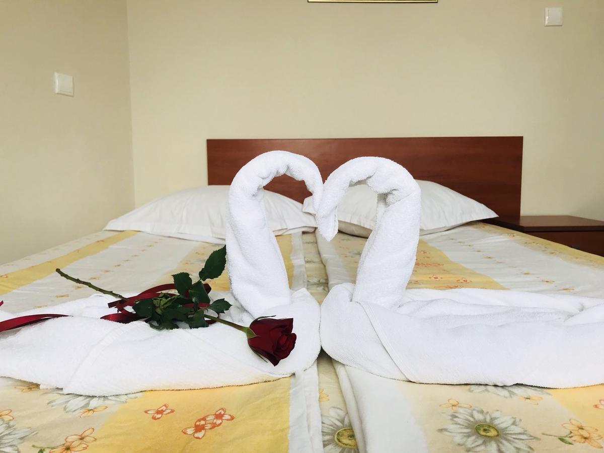 Guest House Markovi Равда Екстер'єр фото
