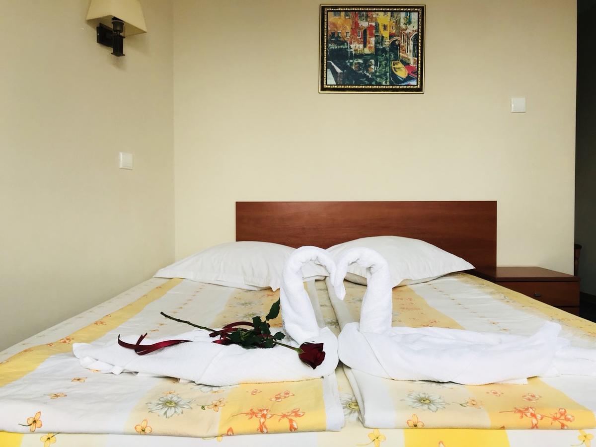 Guest House Markovi Равда Екстер'єр фото